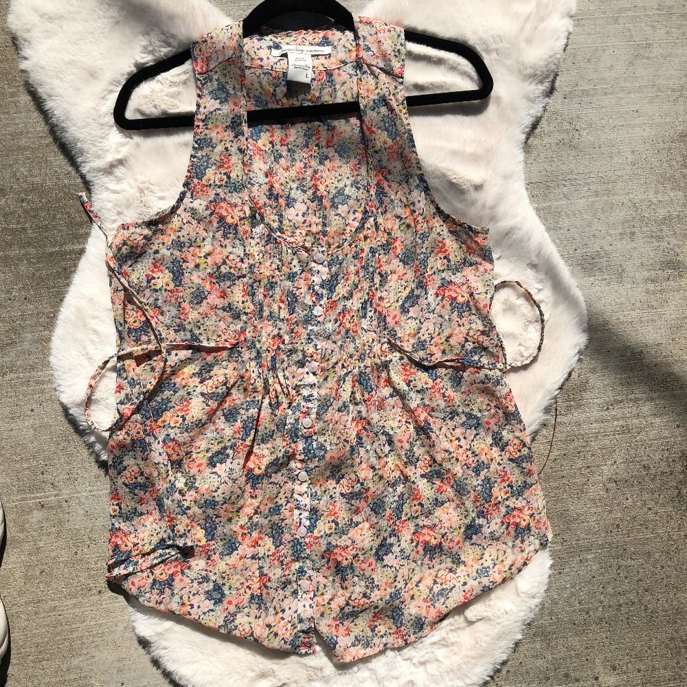 American Rag Cie Sleeveless Floral Top